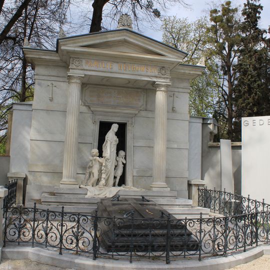 Mausoleum Heyrowsky