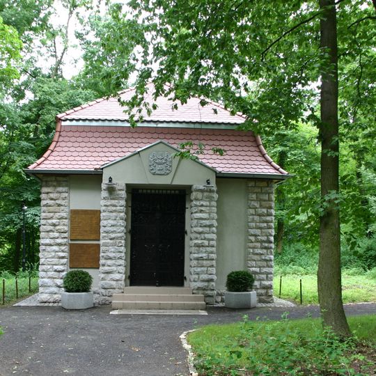 Kaplica grobowa Haugwitzów w Rogowie Opolskim