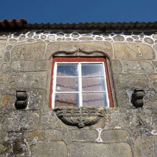Casa Manuelina na Rua Direita em Castelo Mendo