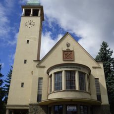 Evanjelický kostol s areálom, kostol