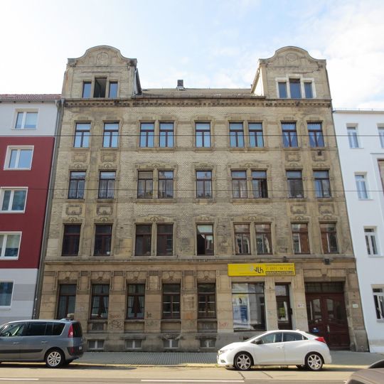 Mietshaus in geschlossener Bebauung Bernsdorfer Straße 78