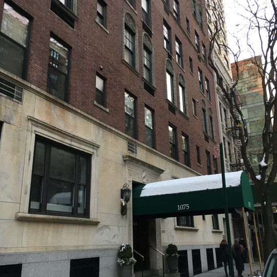 1075 Park Avenue