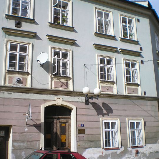 Růžový kopeček 1