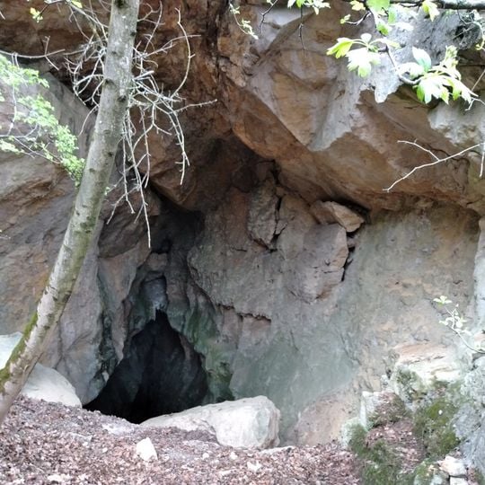 Harcsaszájú Cave