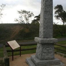 Hume and Hovell Monument