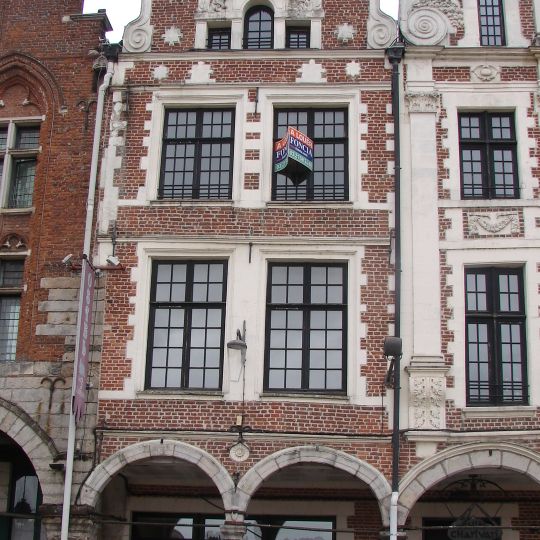 Maison, 51 Grand-Place