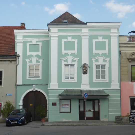 Mautern Rathausplatz 4