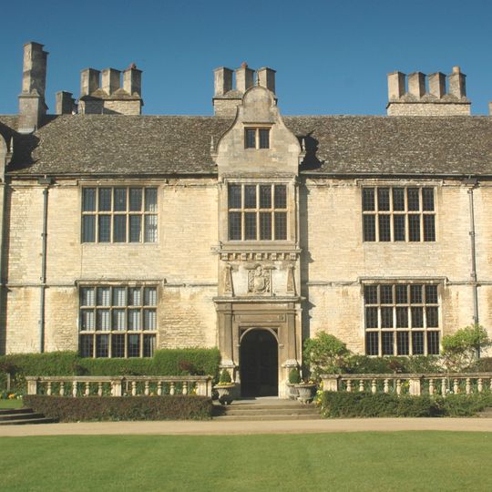 Yarnton Manor And Attached Wall And Gateway