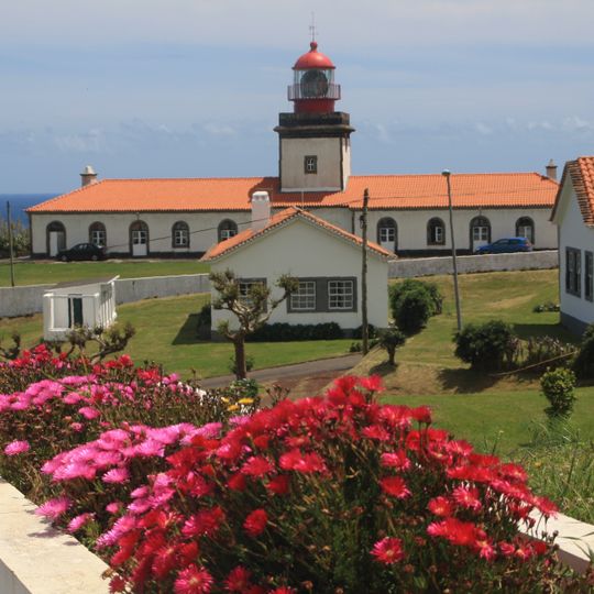 Ponta das Lajes Lighthouse