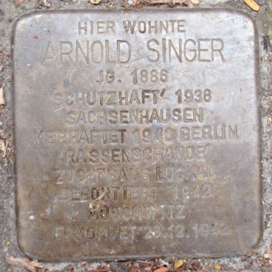 Stolperstein dedicated to Arnold Singer