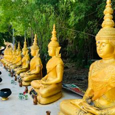 Wat Tham Khiritham