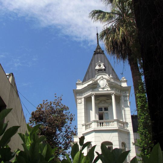 Casa Schneider Hernández