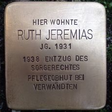 Stolperstein en memoria de Ruth Jeremias