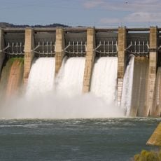 Mequinenza Dam