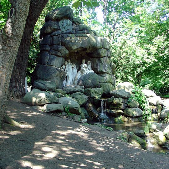 Monument to Julius Zeyer in Chotkovy sady