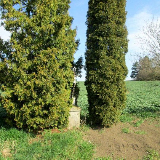 Kříž severovýchodně od Boubína