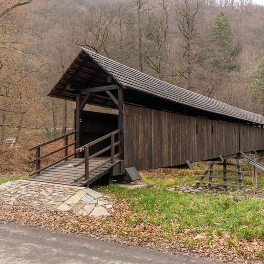 Wooden footbridge in Prudká