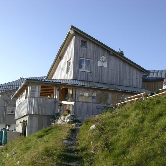 Simony Hut