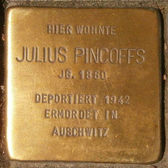 Stolperstein dedicated to Julius Pincoffs