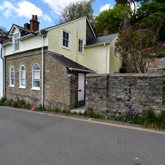 No. 48 Bakerswell And Cliff Cottage