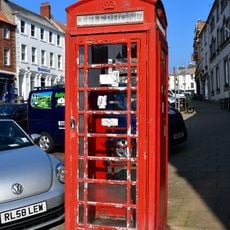 K6 Telephone Kiosk South Of Kings Arms Hotel And Outside Trustee Savings Bank