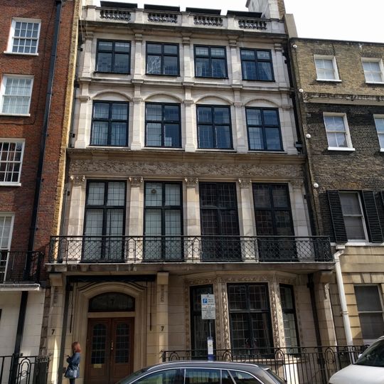 7, Wimpole Street W1