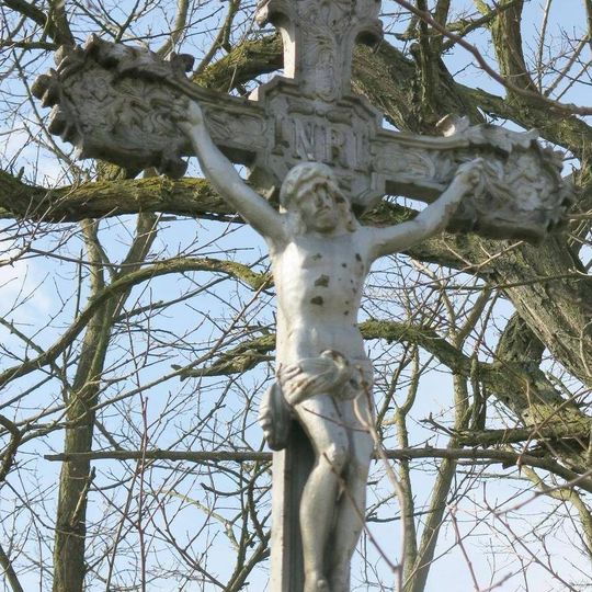 Kříž na jižním okraji Rvenic