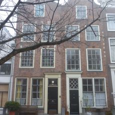 Hooglandse Kerkgracht 16, Leiden