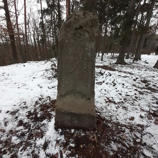 Trojboký kámen v Kunratickém lese