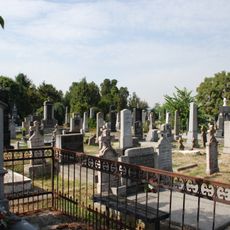 Almaš cemetery