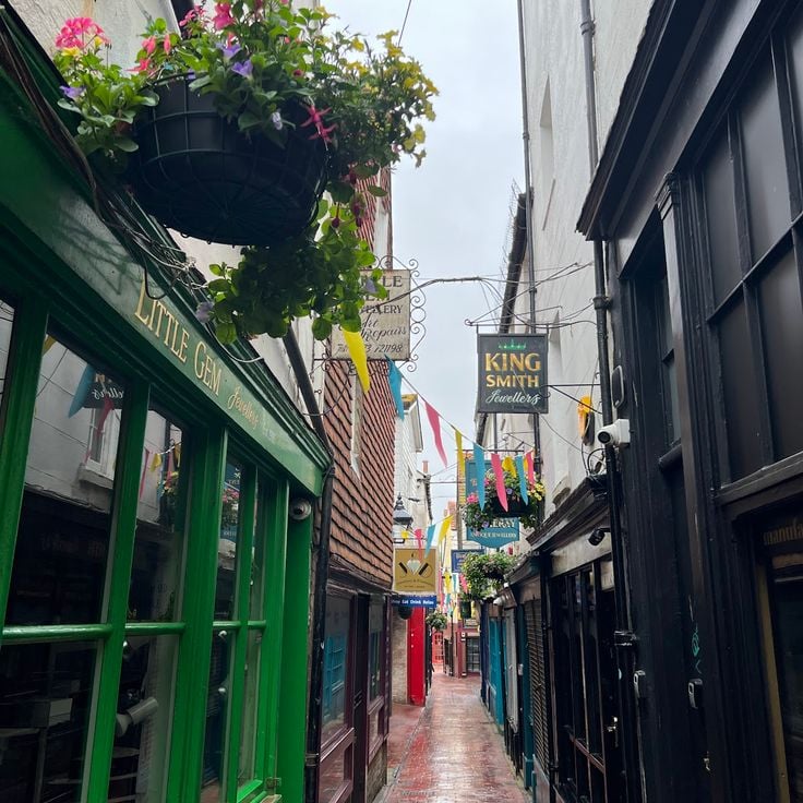The Lanes