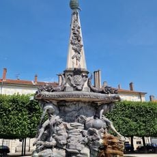 Fountain of the Alliance