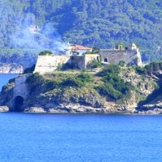 Faro di Capo Focardo