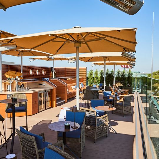 Top Seven by Grand Elyseé