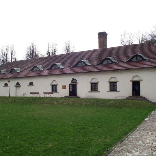 Budynek gospodarczy II