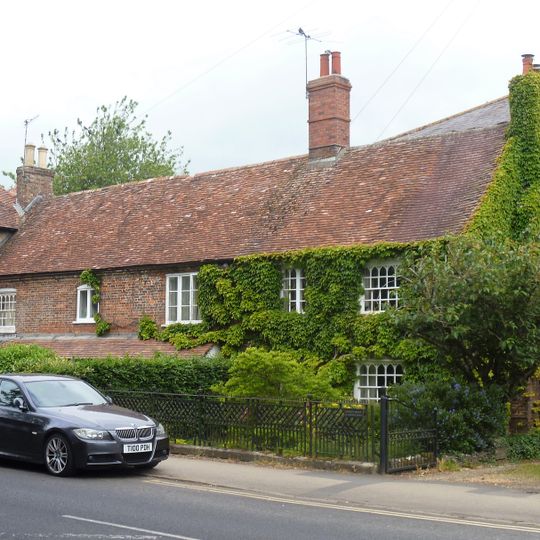 Kennet House Including Railings  Snettisham House