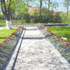 Братская могила советских воинов, погибших в борьбе с фашистами (Отрадное)