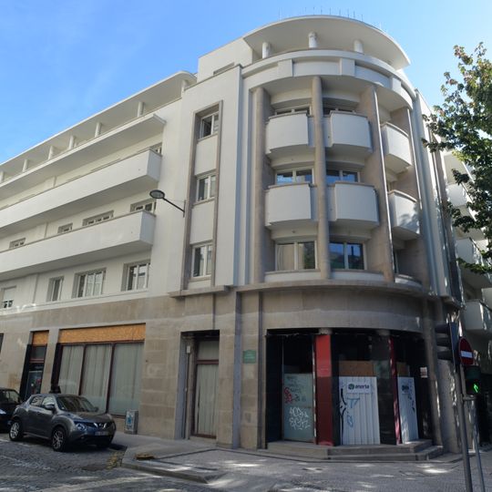 Edifício de Escritórios e Habitação DKW