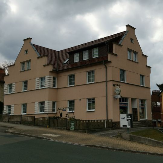 Lindenstraße 6