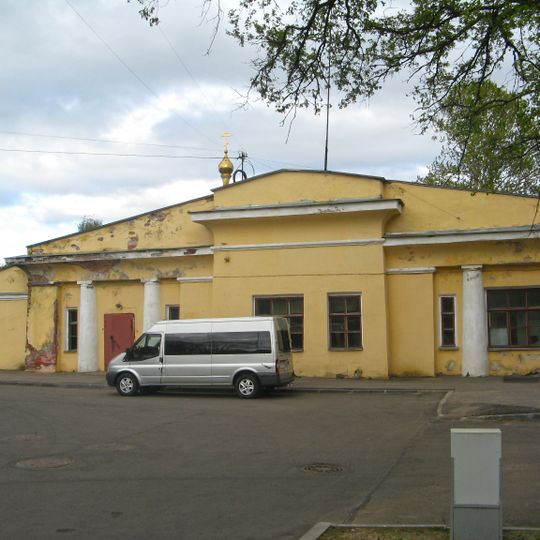 Санкт-Петербургские ворота с гауптвахтой