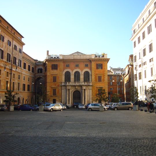 Palazzo Muti Papazzurri