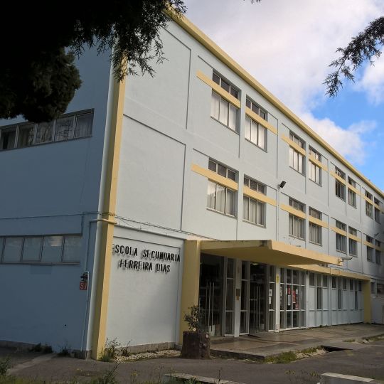 Escola Secundária Ferreira Dias