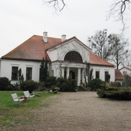 Dwór w Giemzowie