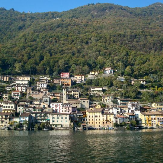 Mittelalterliche Siedlung Gandria und Kuppelfelsen "Sass dèla Predascia"