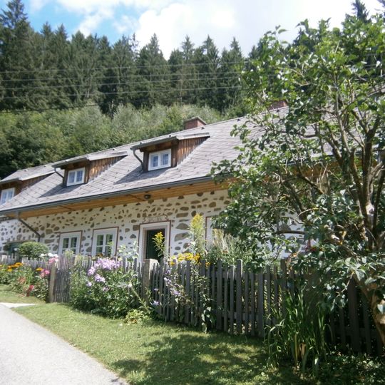 Zülow-Haus und Teile des Inventars