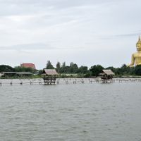 Distretto di Wiset Chai Chan