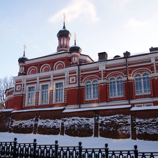 Храм Казанской иконы Божьей Матери Рождественского монастыря с трапезной и кельями