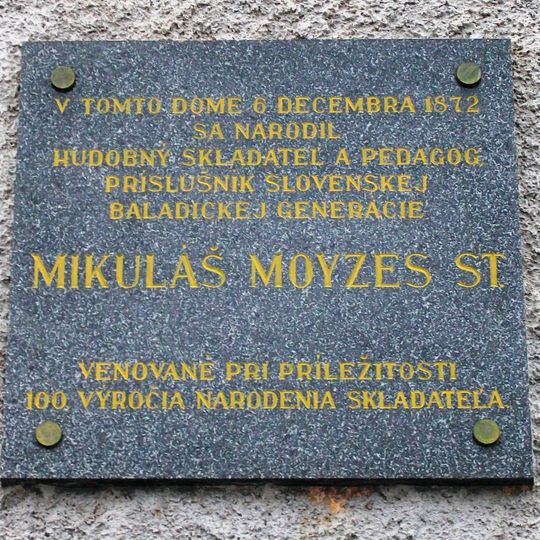 Rodný dom Mikuláš. Moyzesa, tabuľa pamätná