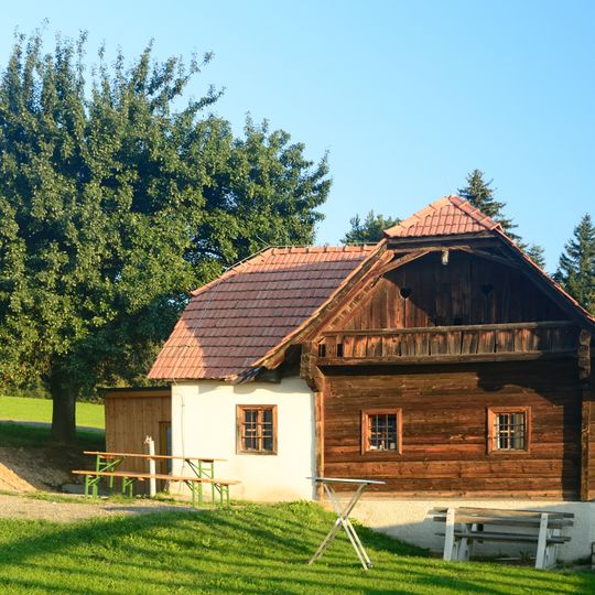 Mesnerhaus, Schutzhaus/-hütte