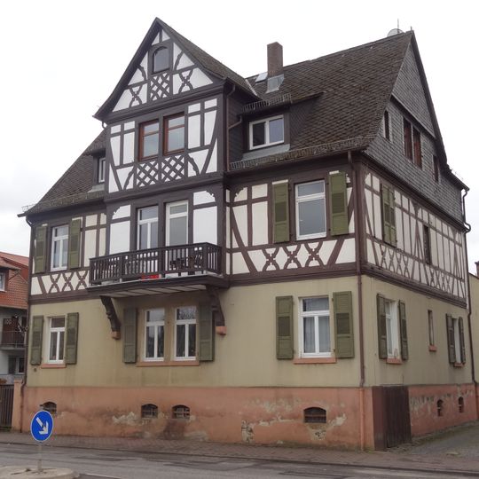 Gießener Straße 14